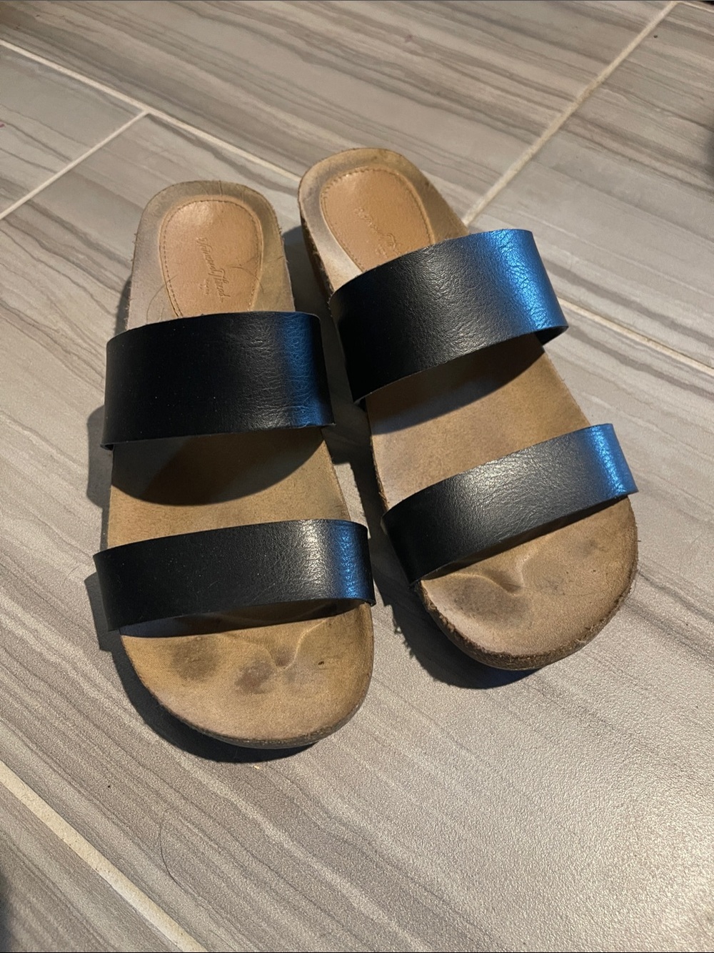 Universal Thread Black Double-Strap Slide Sandals with Tan Footbed
